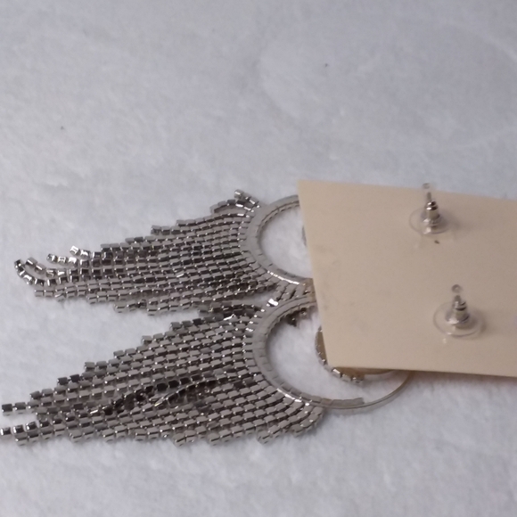 Hoop Dangle Pierce Earrings Clear Rhinestones Silver Tone Daisy Fuentes Luxe - Picture 3 of 6